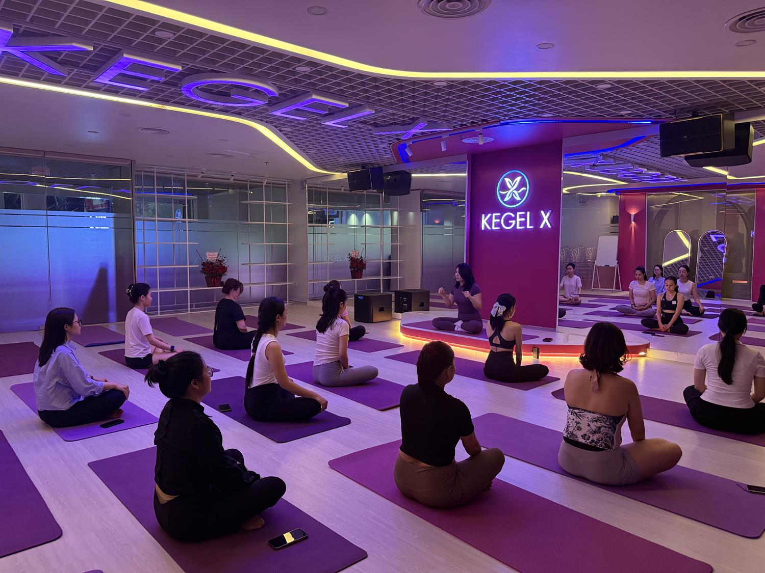 Yoga - Cân bằng tâm trí & cơ thể